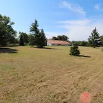 La Frejade Oda ve Kahvaltı Lisle-sur-Tarn